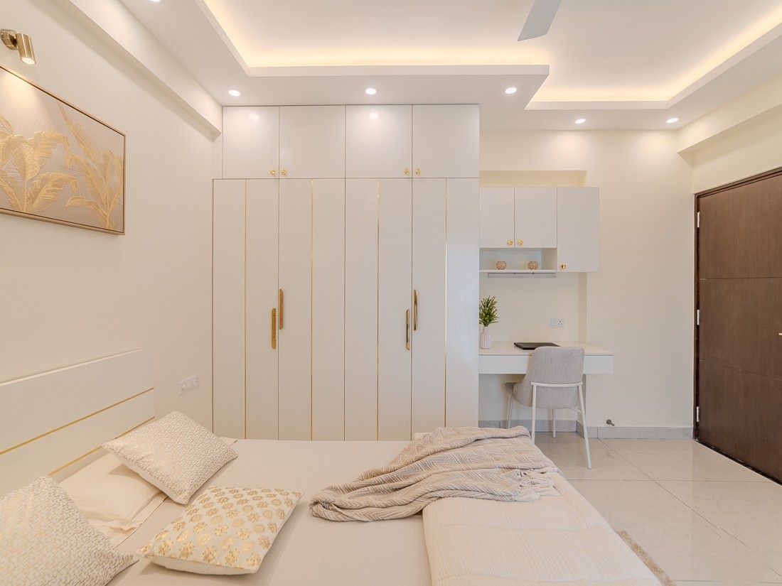 Walk-in Wardrobe